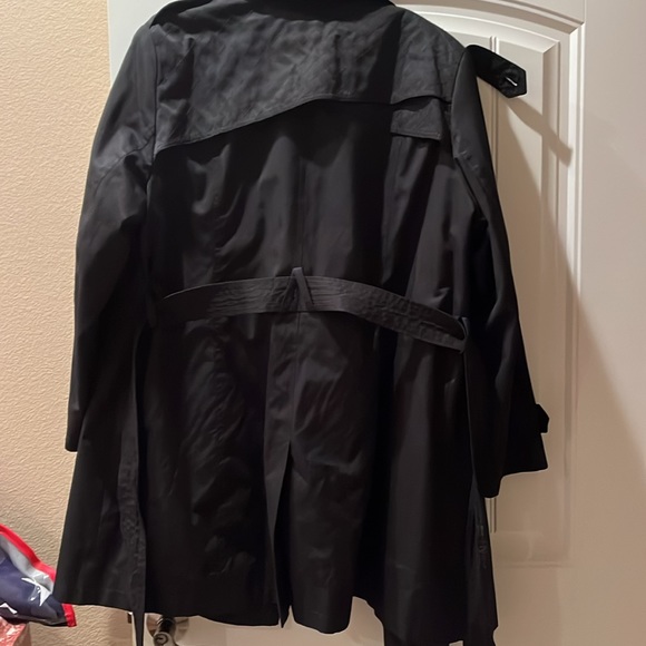 DKNY trench coat - Picture 5 of 7